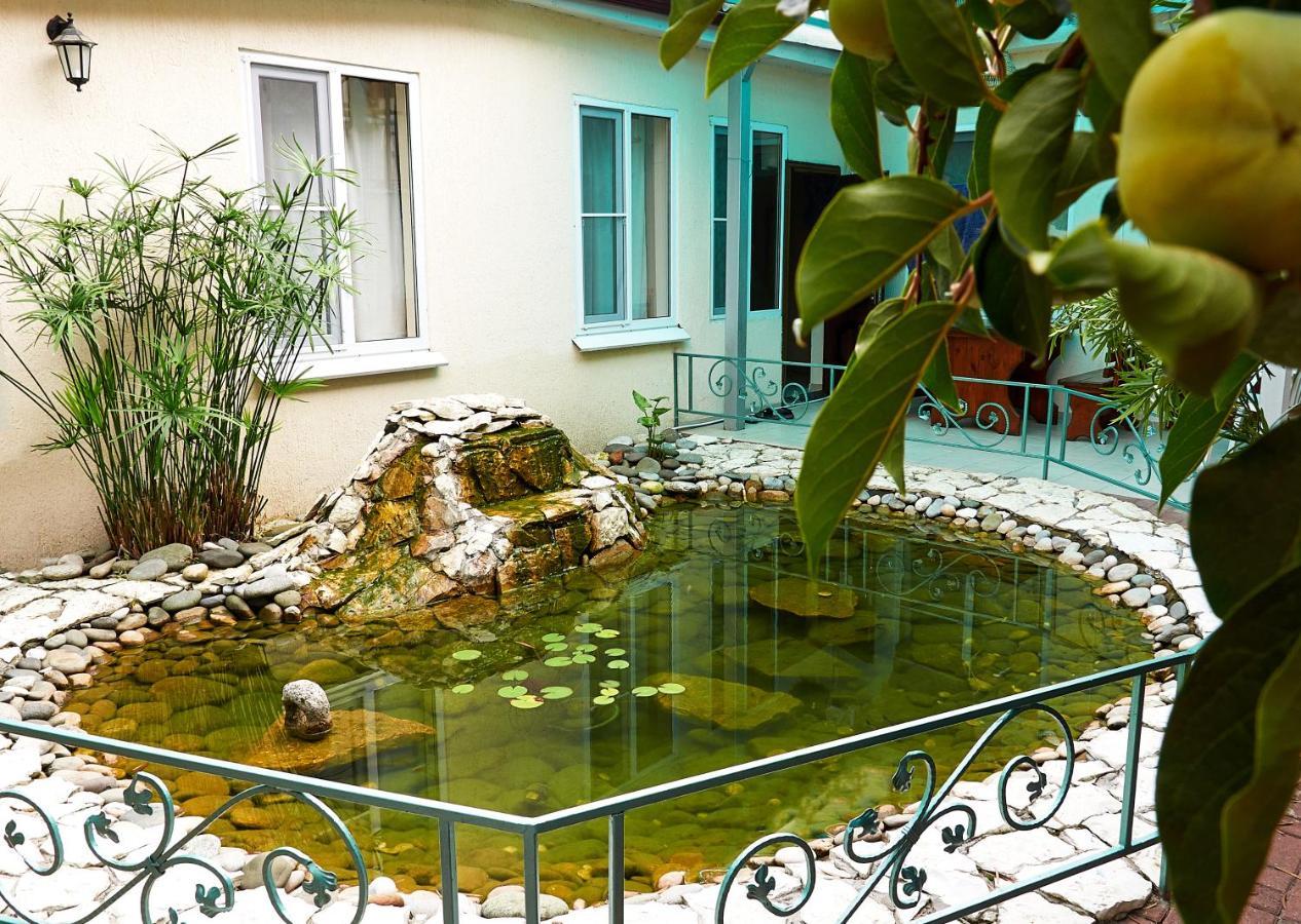 Marco Club Hotel Гагра Екстериор снимка