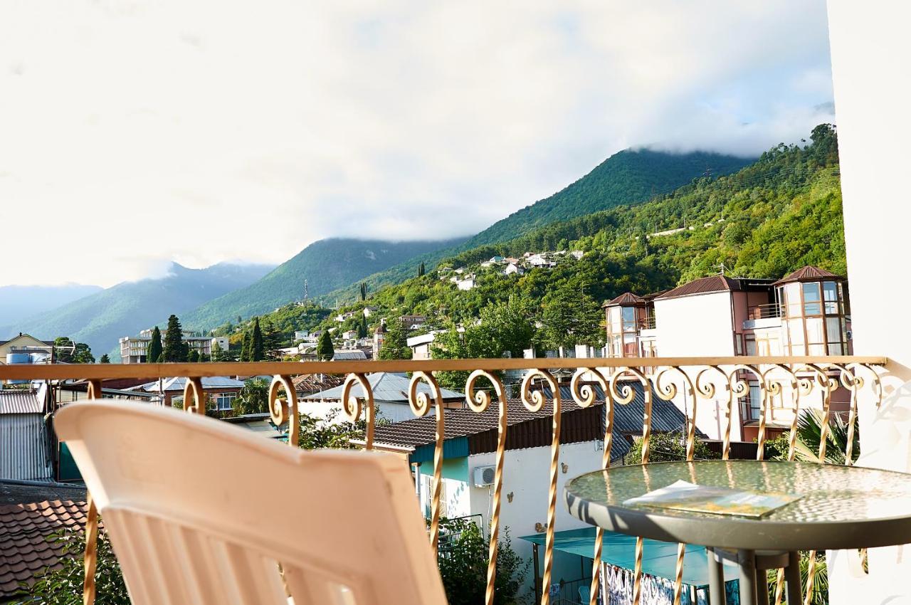 Marco Club Hotel Гагра Екстериор снимка