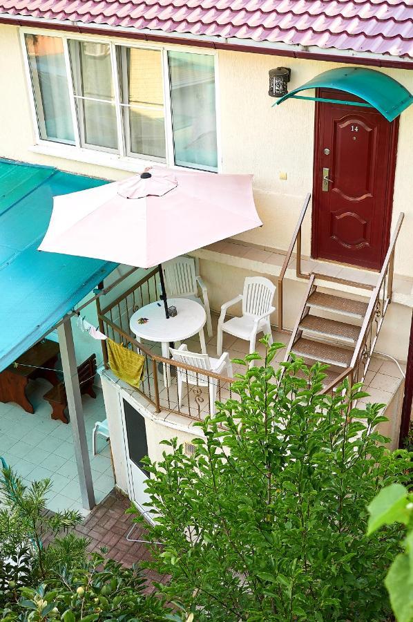 Marco Club Hotel Гагра Екстериор снимка